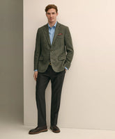 Classic Fit Wool Flannel Dress Pants / Brooks Brothers Men