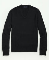 Ultimate Merino Wool V-Neck Sweater / Brooks Brothers Men