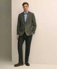 Classic Fit Wool Flannel Dress Pants / Brooks Brothers Men