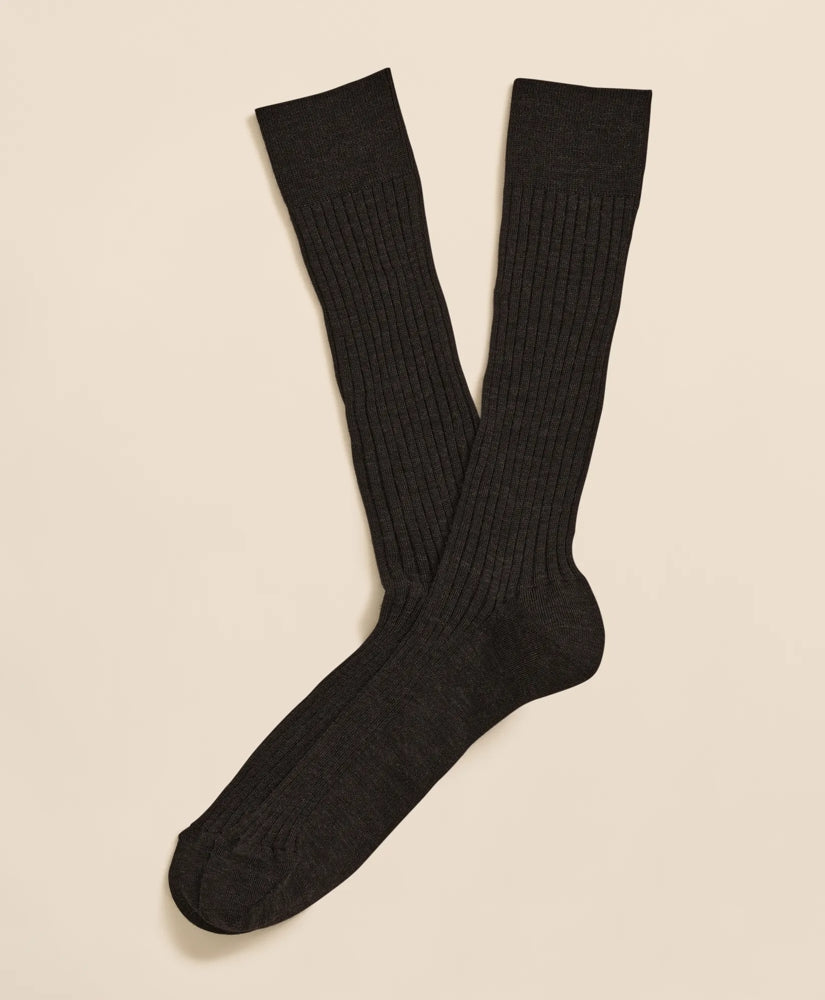 Merino Wool Blend Ribbed Socks / Brooks Brothers Men