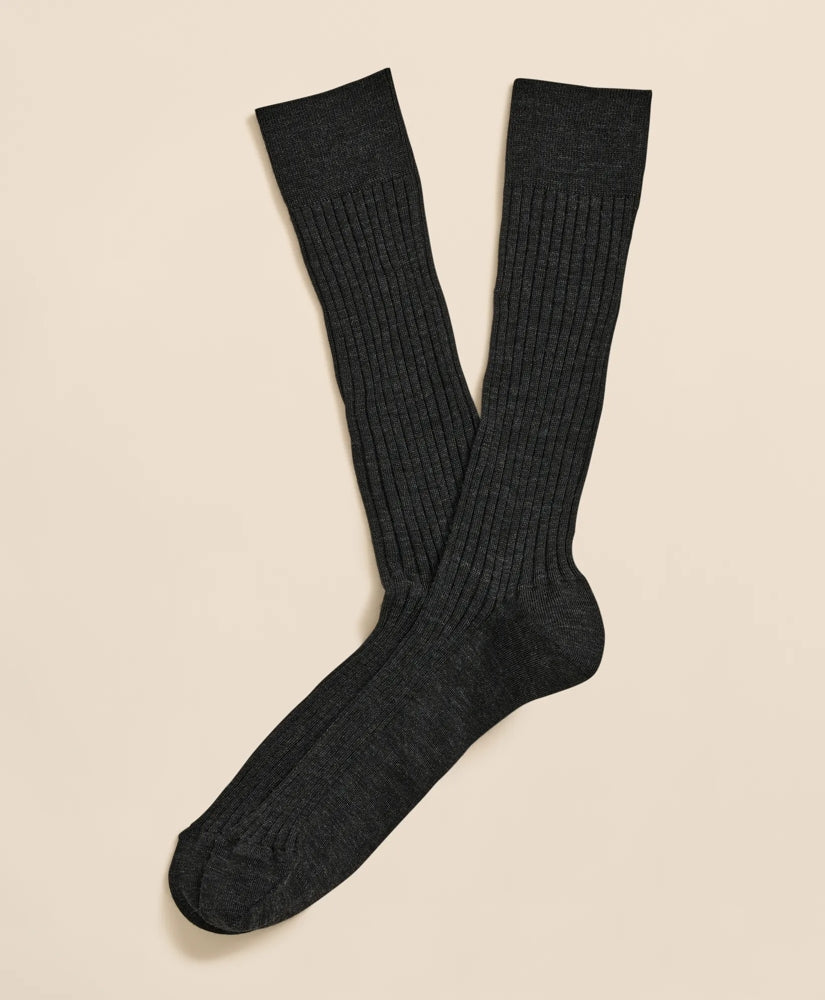 Merino Wool Blend Ribbed Socks / Brooks Brothers Men