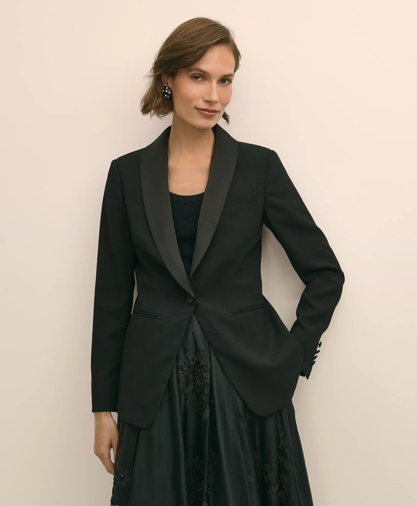 Crepe Shawl-Collar Dinner Jacket / Brooks Brothers Sale