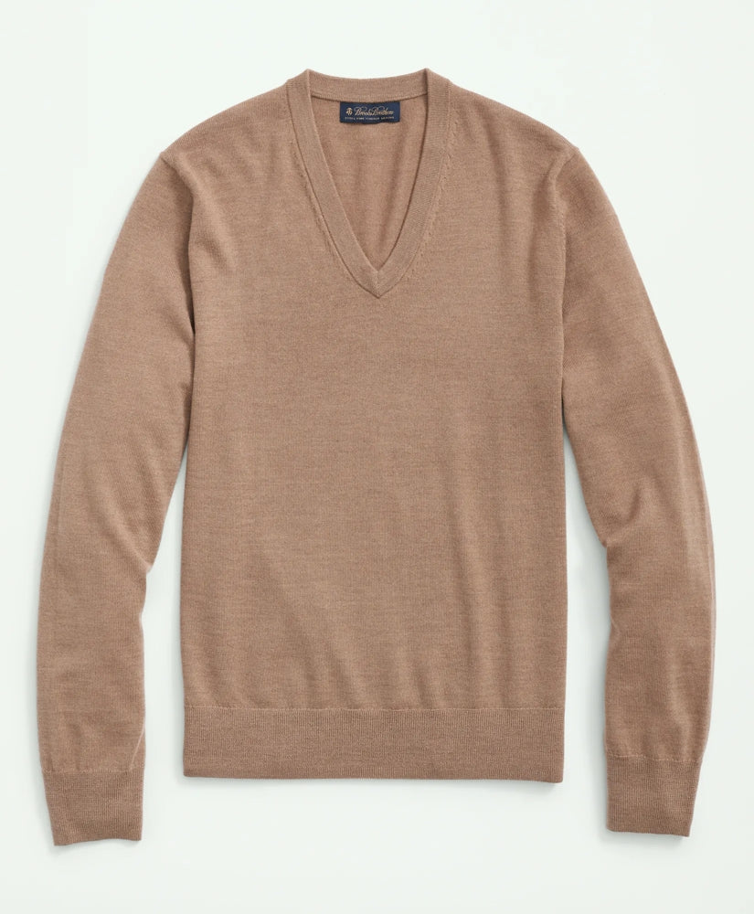 Ultimate Merino Wool V-Neck Sweater / Brooks Brothers Men