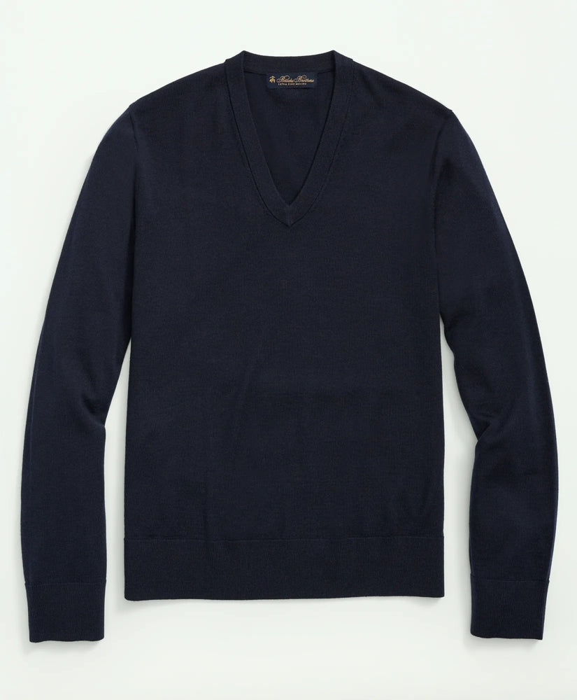 Ultimate Merino Wool V-Neck Sweater / Brooks Brothers Men