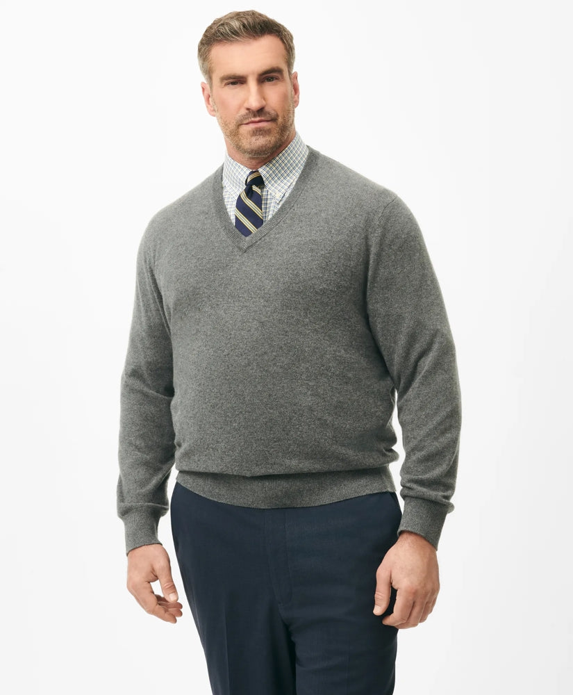 Big & Tall 3-Ply Cashmere V-Neck Sweater / Brooks Brothers Men